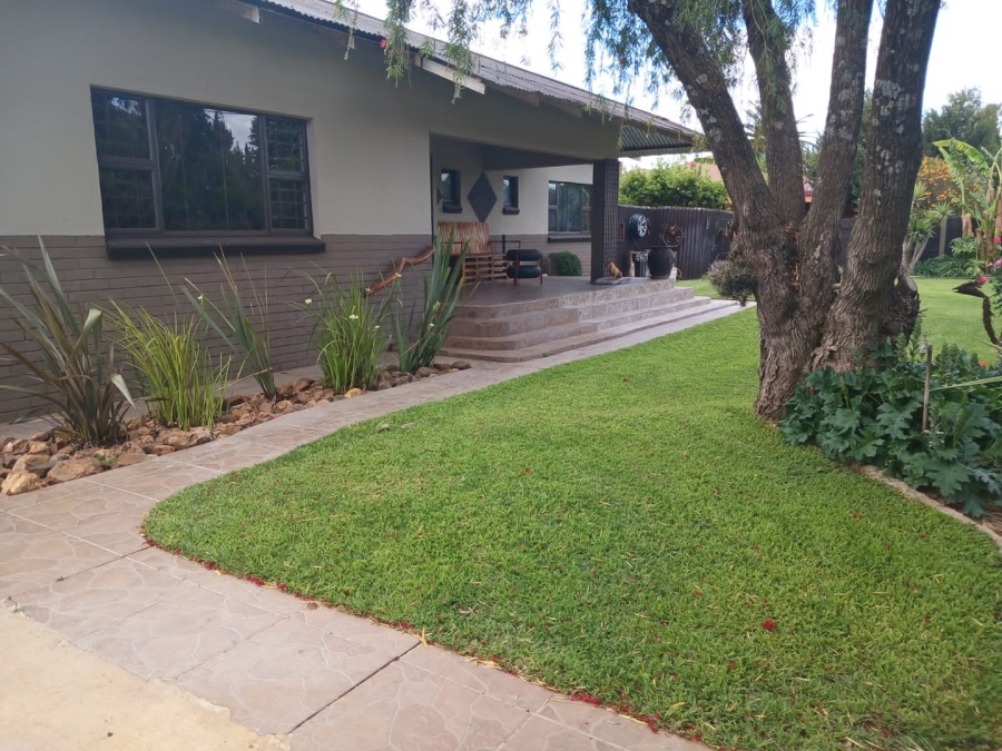 3 Bedroom Property for Sale in Oudorp North West